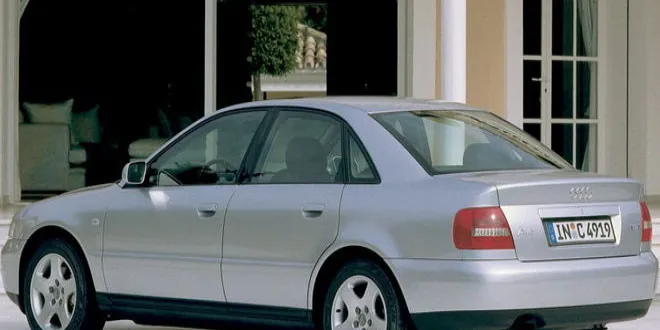 Audi A4 2001 Audi  A4 - 4