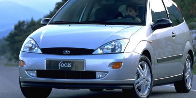 Ford Focus Sedan 2000 Ford  Focus Sedan - 5