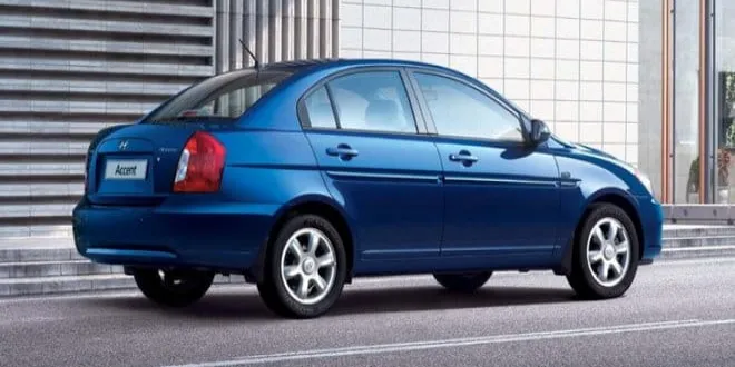 Hyundai Accent Era 2009 Hyundai  Accent Era - 3