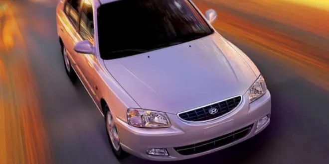 Hyundai Accent 2003 Hyundai  Accent - 3