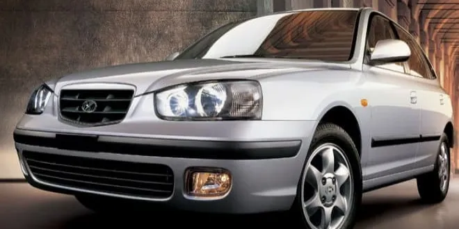 Hyundai Elantra 2003 Hyundai  Elantra - 3