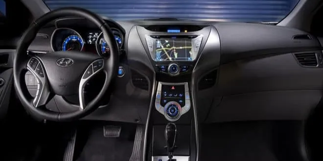 Hyundai Elantra 2011 Hyundai  Elantra - 3