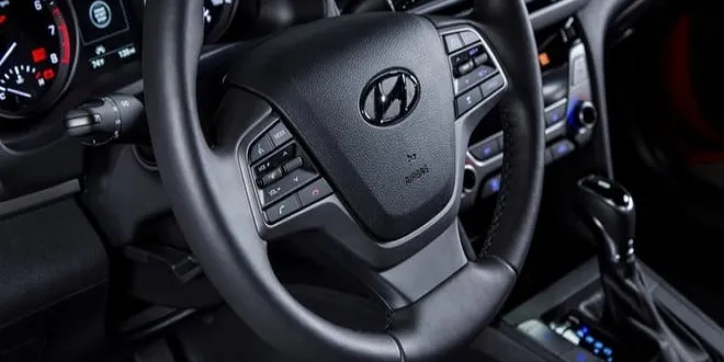 Hyundai Elantra 2017 Hyundai  Elantra - 4