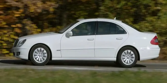 Mercedes E Serisi Sedan 2005 Mercedes  E Serisi Sedan - 3