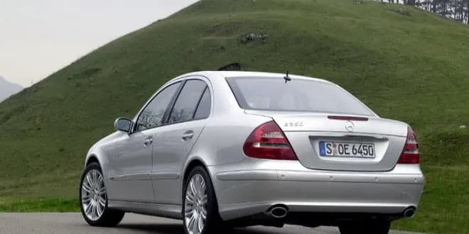 Mercedes E Serisi Sedan 2005 Mercedes  E Serisi Sedan - 8