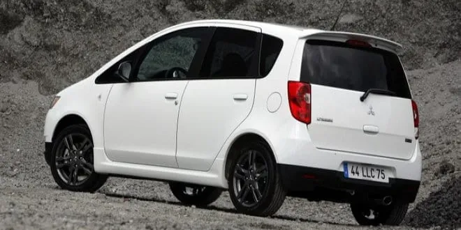 Mitsubishi Colt 2012 Mitsubishi  Colt - 2