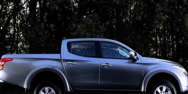 Mitsubishi L 200 2015 Mitsubishi  L 200 - 5