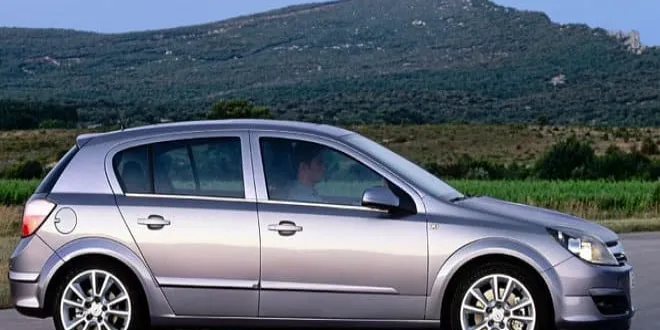 Opel Astra 2010 Opel  Astra - 2