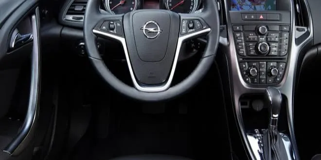 Opel Astra 2011 Opel  Astra - 3