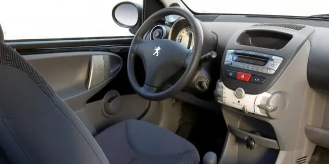 Peugeot 107 2008 Peugeot  107 - 2