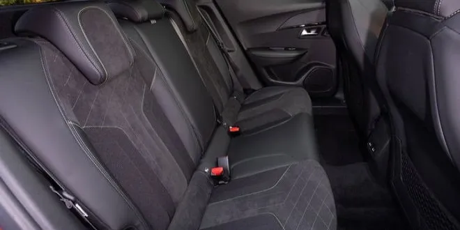 Peugeot 2008 2022 Peugeot  2008 - 8