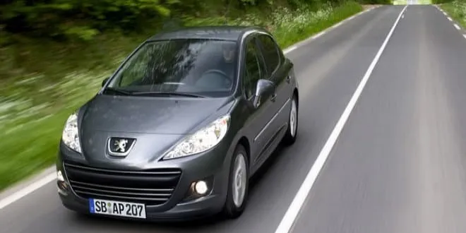 Peugeot 207 2011 Peugeot  207 - 7