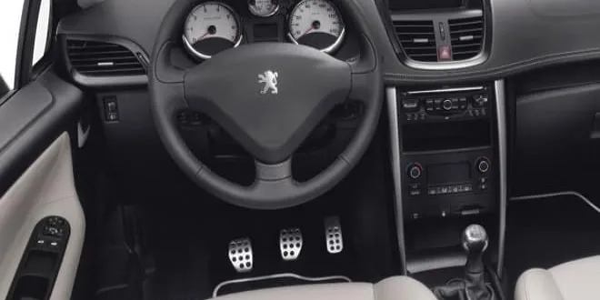 Peugeot 207 2013 Peugeot  207 - 4