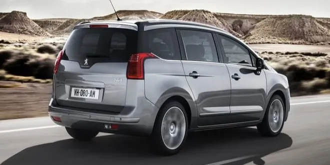 Peugeot 5008 2015 Peugeot  5008 - 4