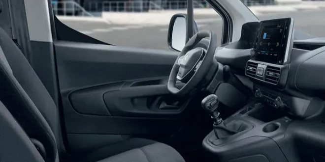 2021 Model Peugeot Partner