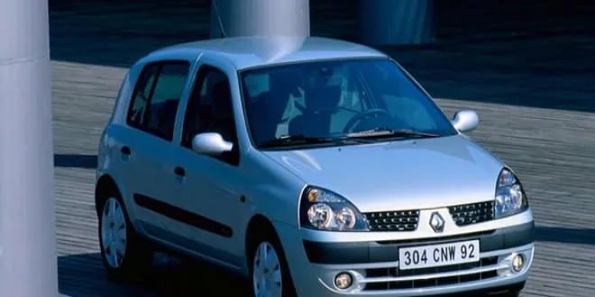 Renault Clio 2003 Renault  Clio - 6