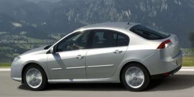 Renault Laguna 2010 Renault  Laguna - 13