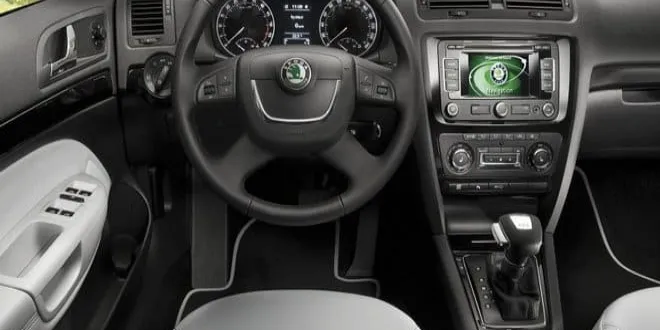 Skoda Octavia 2010 Skoda  Octavia - 8