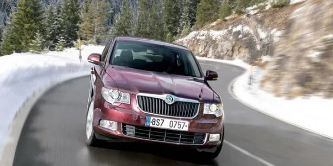 Skoda Superb 2011 Skoda  Superb - 7