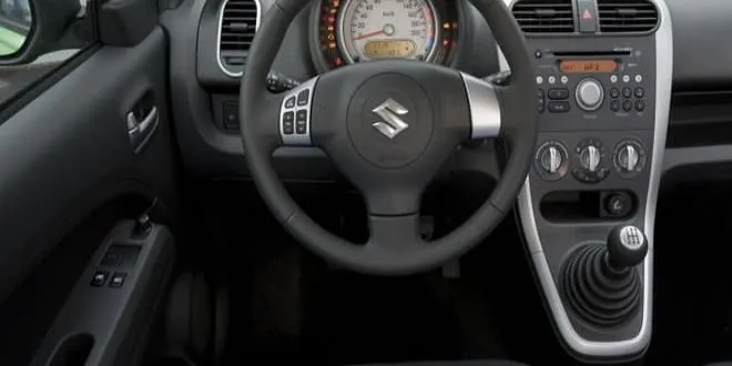 Suzuki Splash 2011 Suzuki  Splash - 2