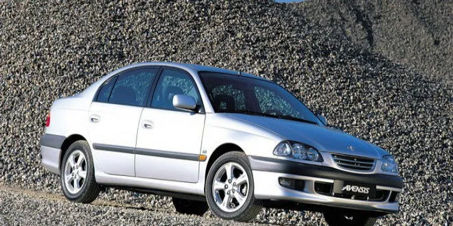 Toyota Avensis 2000 Toyota  Avensis - 2