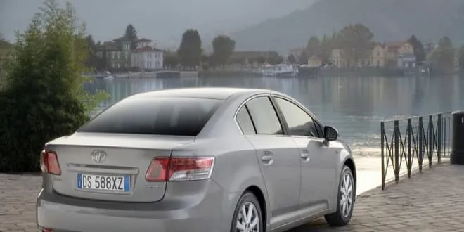Toyota Avensis 2011 Toyota  Avensis - 14