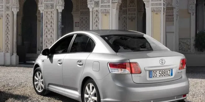 Toyota Avensis 2011 Toyota  Avensis - 2