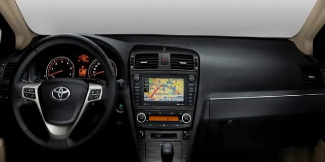 Toyota Avensis 2011 Toyota  Avensis - 6