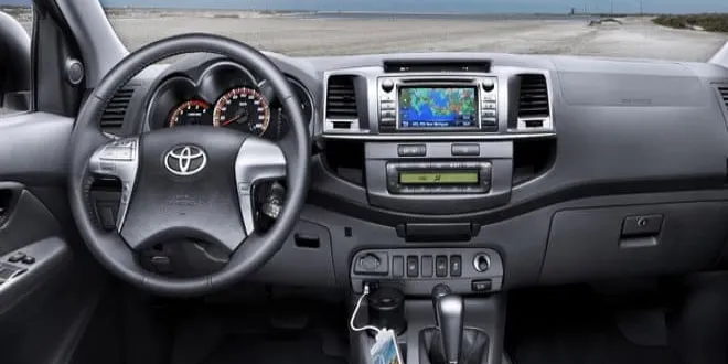 Toyota Hilux 2013 Toyota  Hilux - 2