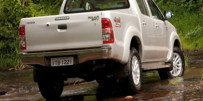 Toyota Hilux 2014 Toyota  Hilux - 4