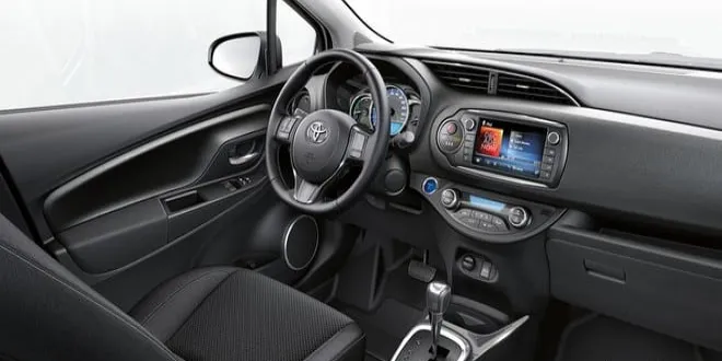 Toyota Yaris 2015 Toyota  Yaris - 8