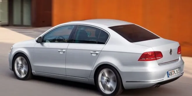 Volkswagen Passat 2011 Volkswagen  Passat - 5